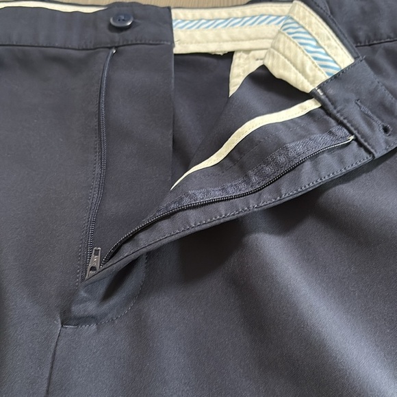 FootJoy Lightweight 9" Short Performance Golf Flat Front Classic Navy Size 38 - Picture 13 of 14